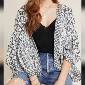 Anthropologie Akemi + Kin One Size Maggie Kimono black white boho  lagenlook